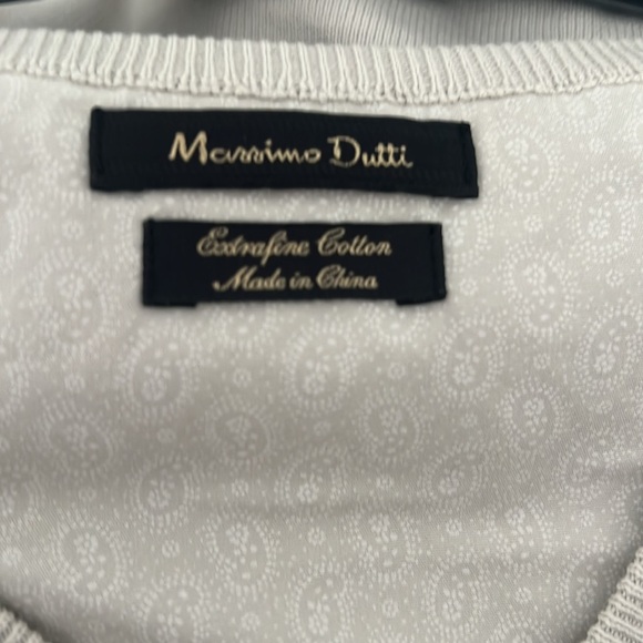 Men’s V-neck jumper hardly worn - Picture 2 of 2